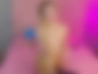 Akilla-Queen's Live Sex Cam Show
