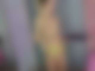 Akilla-Queen's Live Sex Cam Show
