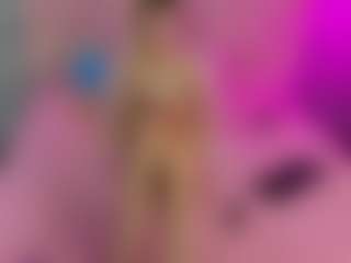 Akilla-Queen's Live Sex Cam Show
