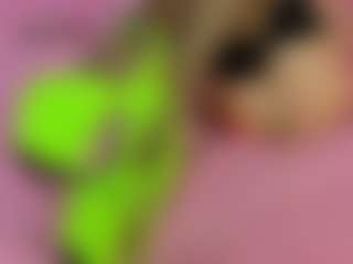 Akilla-Queen's Live Sex Cam Show