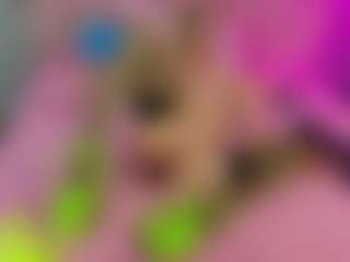 Akilla-Queen's Live Sex Cam Show
