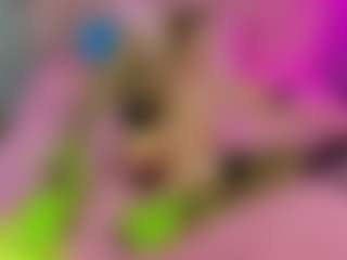 Akilla-Queen's Live Sex Cam Show