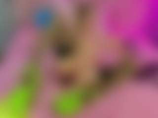 Akilla-Queen's Live Sex Cam Show
