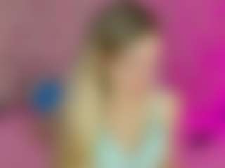 Akilla-Queen's Live Sex Cam Show