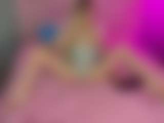 Akilla-Queen's Live Sex Cam Show