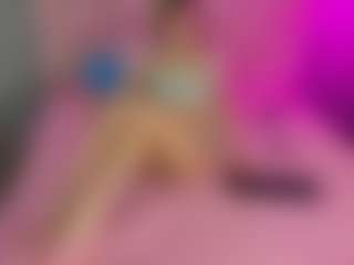 Akilla-Queen's Live Sex Cam Show