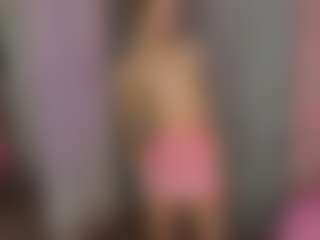 Akilla-Queen's Live Sex Cam Show