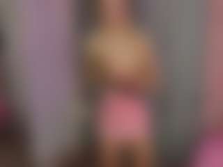 Akilla-Queen's Live Sex Cam Show