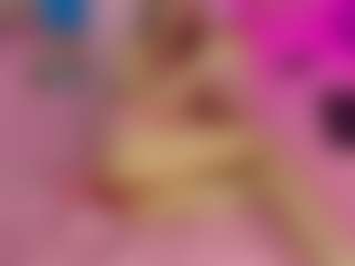 Akilla-Queen's Live Sex Cam Show