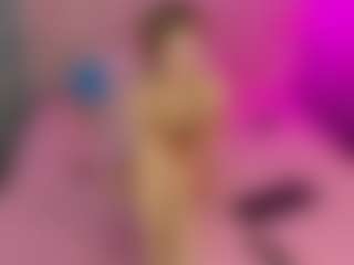 Akilla-Queen's Live Sex Cam Show