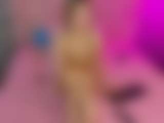 Akilla-Queen's Live Sex Cam Show