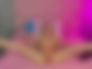 Akilla-Queen's Live Sex Cam Show