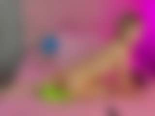 Akilla-Queen's Live Sex Cam Show
