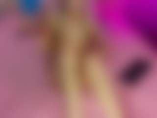 Akilla-Queen's Live Sex Cam Show