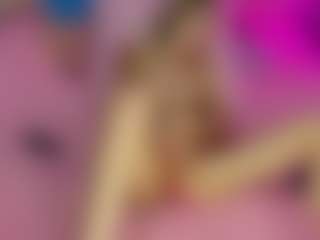 Akilla-Queen's Live Sex Cam Show