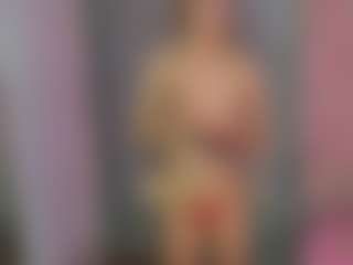 Akilla-Queen's Live Sex Cam Show