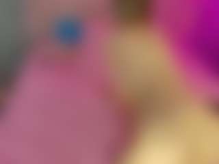 Akilla-Queen's Live Sex Cam Show