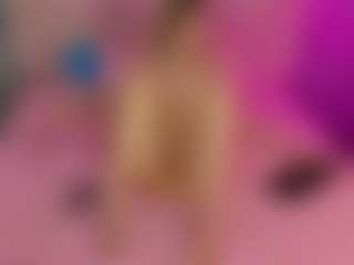 Akilla-Queen's Live Sex Cam Show