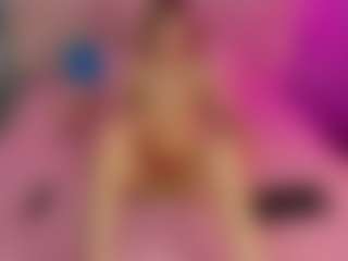 Akilla-Queen's Live Sex Cam Show