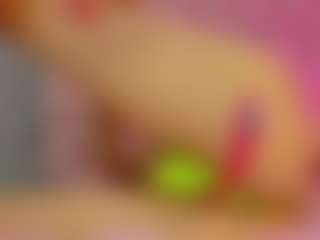 Live cam show with Akilla-Queen - Fuck on Chatstar