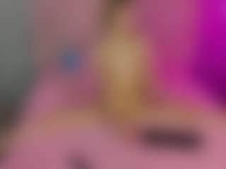 Akilla-Queen's Live Sex Cam Show