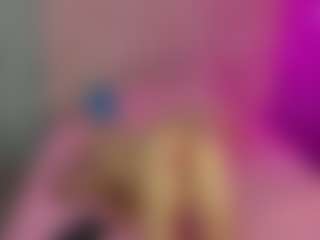 Akilla-Queen's Live Sex Cam Show