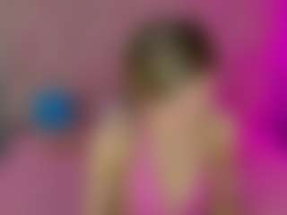 Akilla-Queen's Live Sex Cam Show