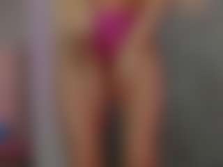 Akilla-Queen's Live Sex Cam Show