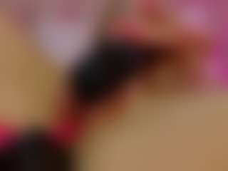 Akilla-Queen's Live Sex Cam Show