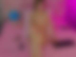Akilla-Queen's Live Sex Cam Show