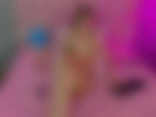 Akilla-Queen's Live Sex Cam Show