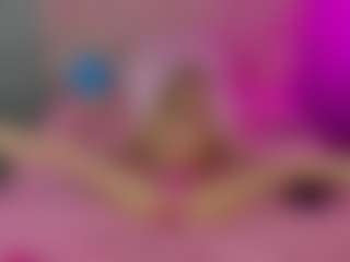 Akilla-Queen's Live Sex Cam Show