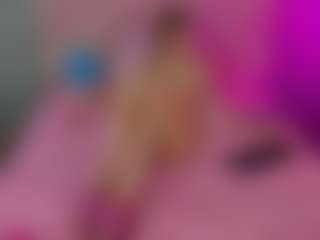 Akilla-Queen's Live Sex Cam Show