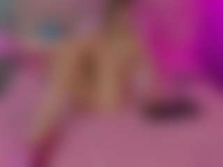 Akilla-Queen's Live Sex Cam Show
