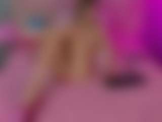 Akilla-Queen's Live Sex Cam Show
