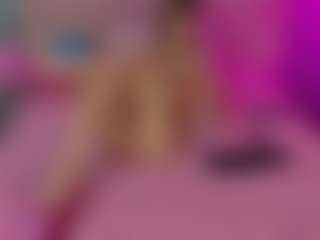 Akilla-Queen's Live Sex Cam Show