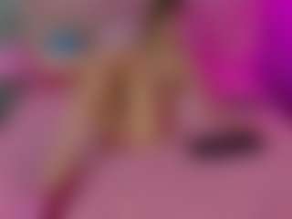 Akilla-Queen's Live Sex Cam Show