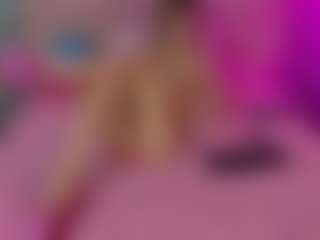 Akilla-Queen's Live Sex Cam Show