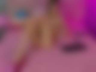 Akilla-Queen's Live Sex Cam Show