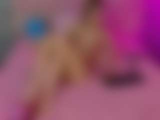 Akilla-Queen's Live Sex Cam Show