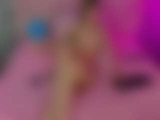 Akilla-Queen's Live Sex Cam Show