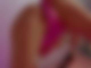 Akilla-Queen's Live Sex Cam Show