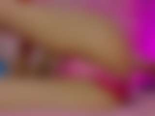 Akilla-Queen's Live Sex Cam Show