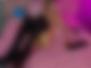 Akilla-Queen's Live Sex Cam Show