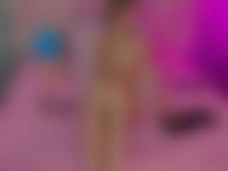 Akilla-Queen's Live Sex Cam Show