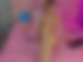 Akilla-Queen's Live Sex Cam Show
