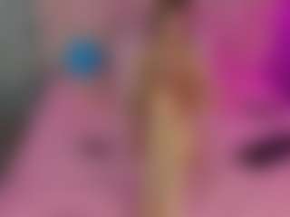 Akilla-Queen's Live Sex Cam Show