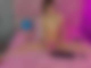 Akilla-Queen's Live Sex Cam Show