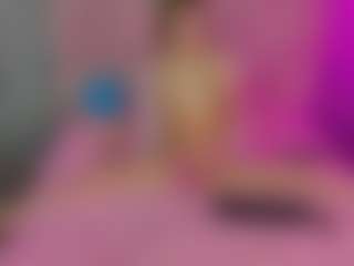 Akilla-Queen's Live Sex Cam Show