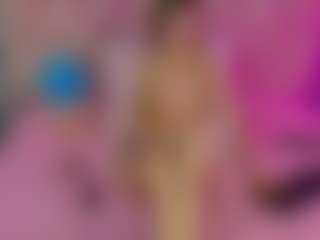 Akilla-Queen's Live Sex Cam Show